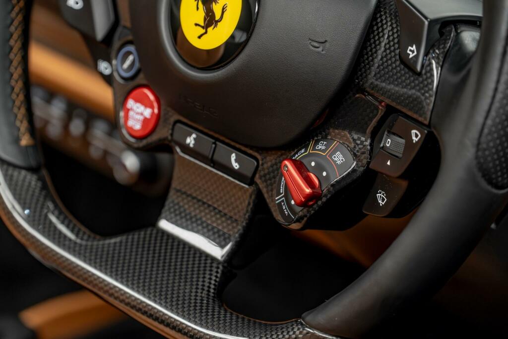 Ferrari F8 Spider F8 Spider S-a - 2020 70 Yellow #41
