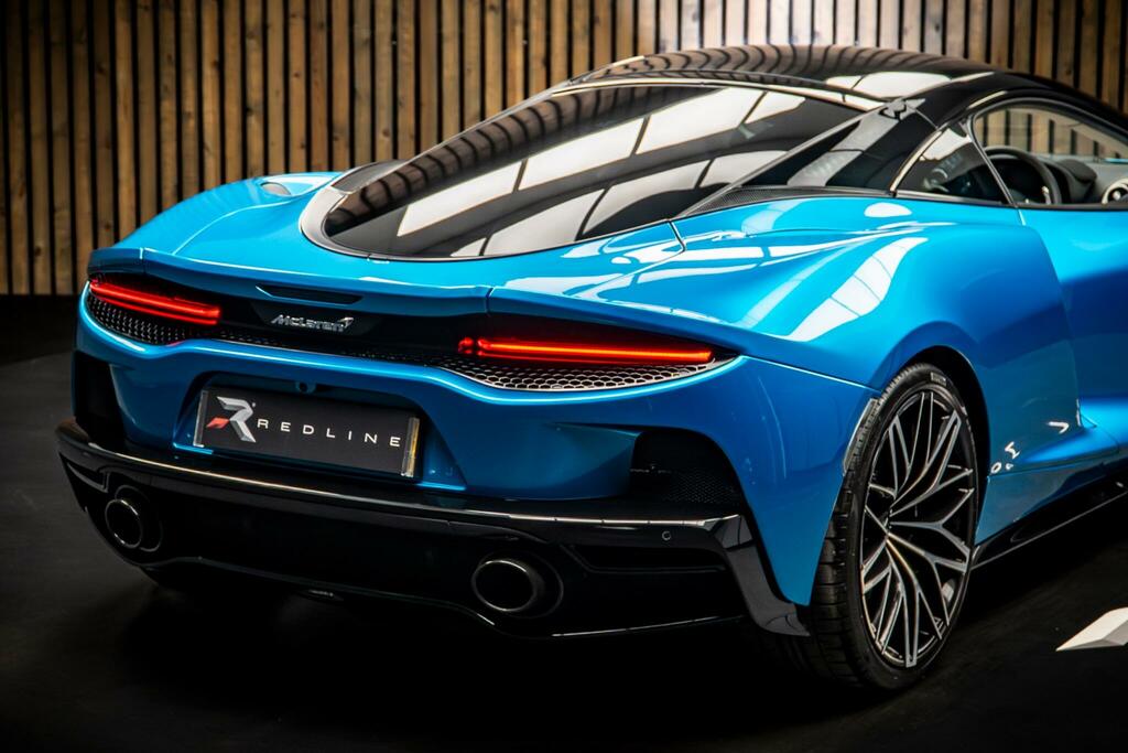 McLaren GT V8 Ssg YG24CHX Black #23