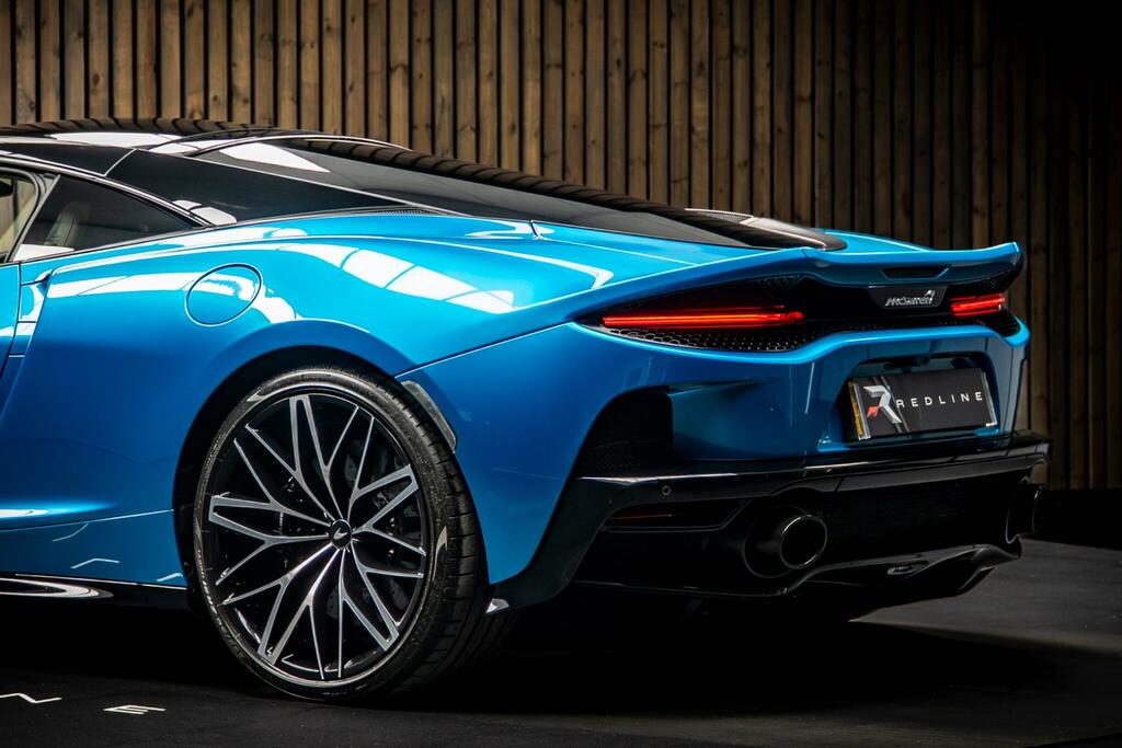 McLaren GT V8 Ssg YG24CHX Black #18