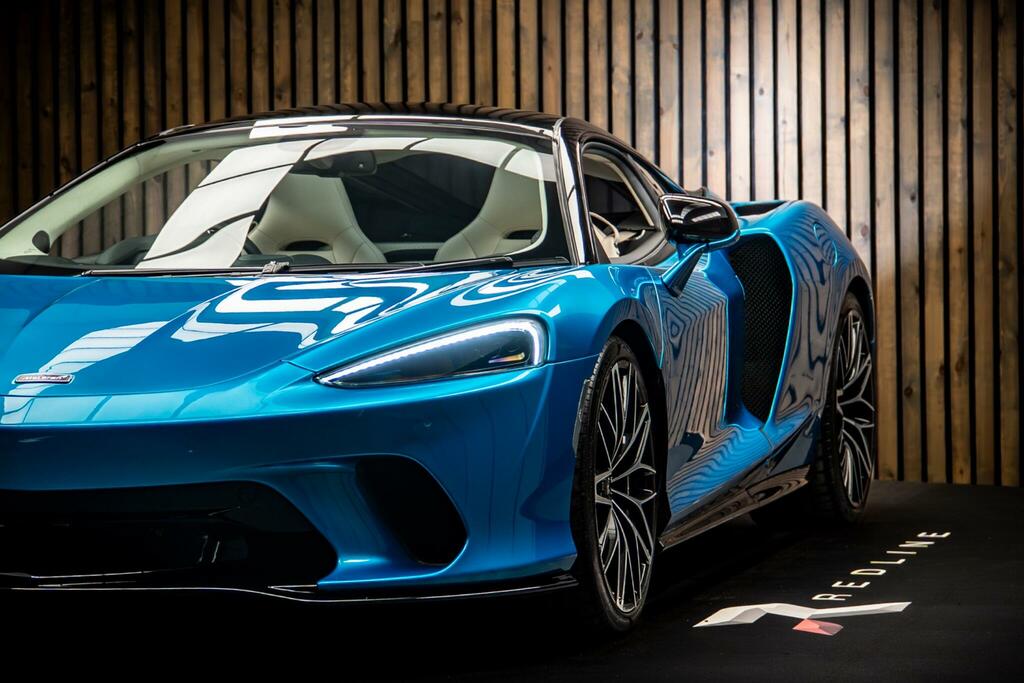 McLaren GT V8 Ssg YG24CHX Black #14