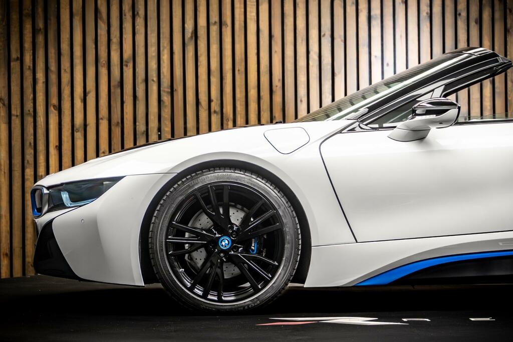 BMW i8 2dr Auto Grey #9