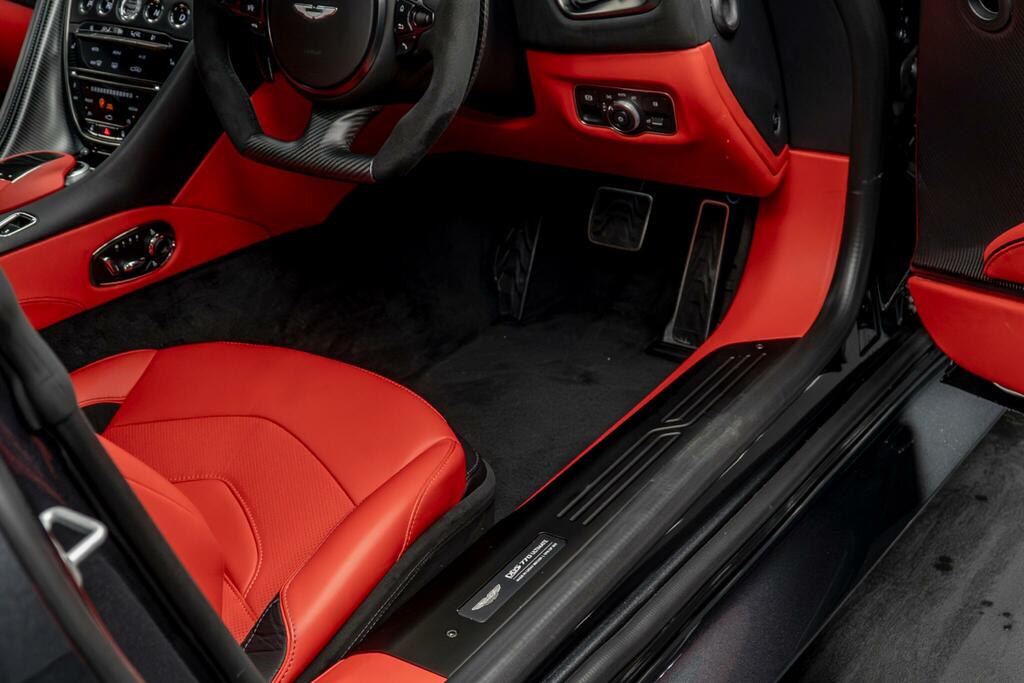 Aston Martin DBS Volante Black #48