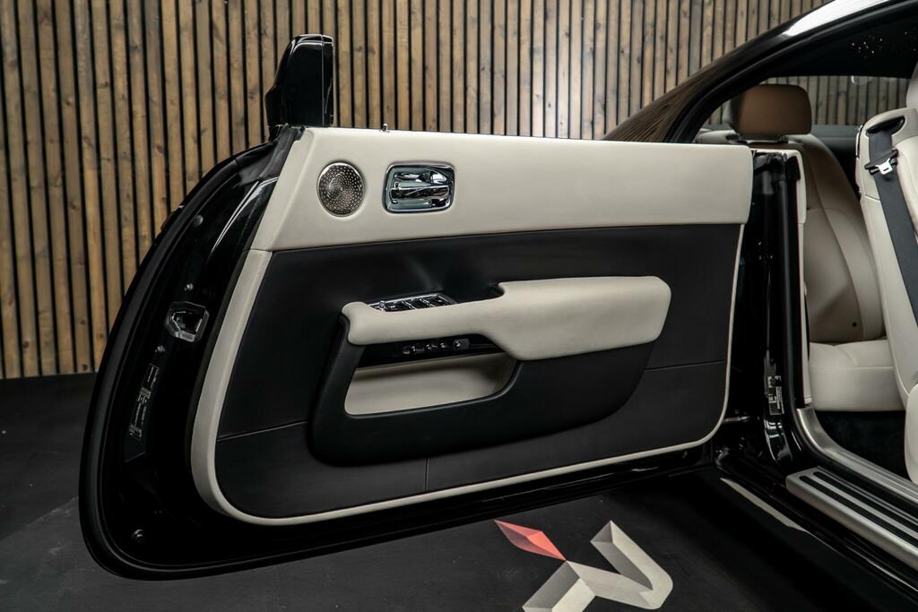Rolls-Royce Wraith Wraith V12 Black #30