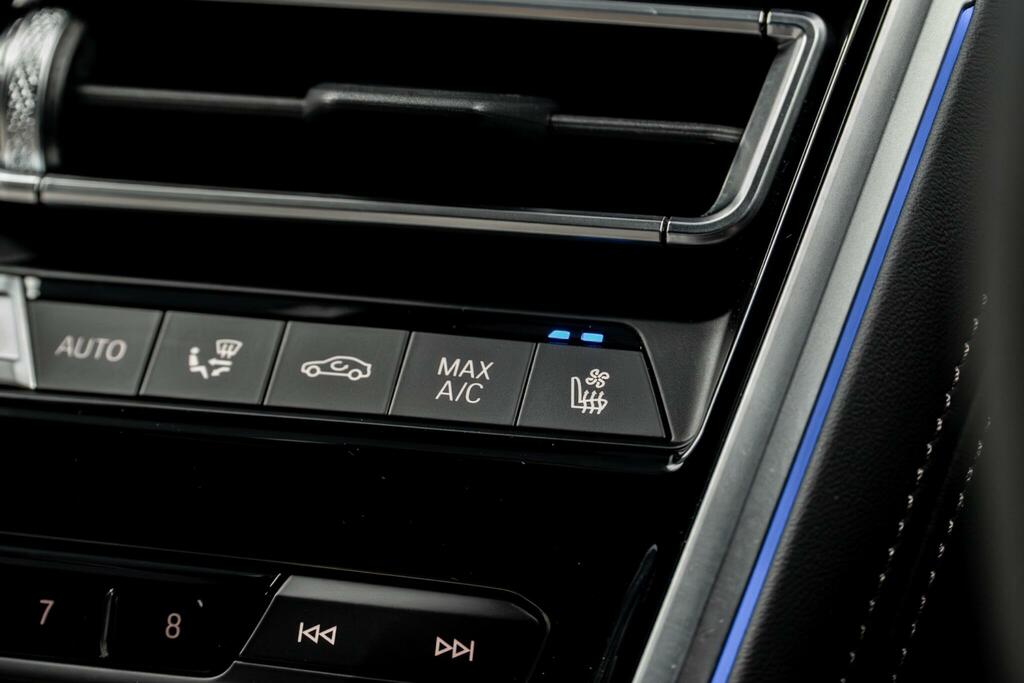 BMW 8 Series Coupe Blue #42