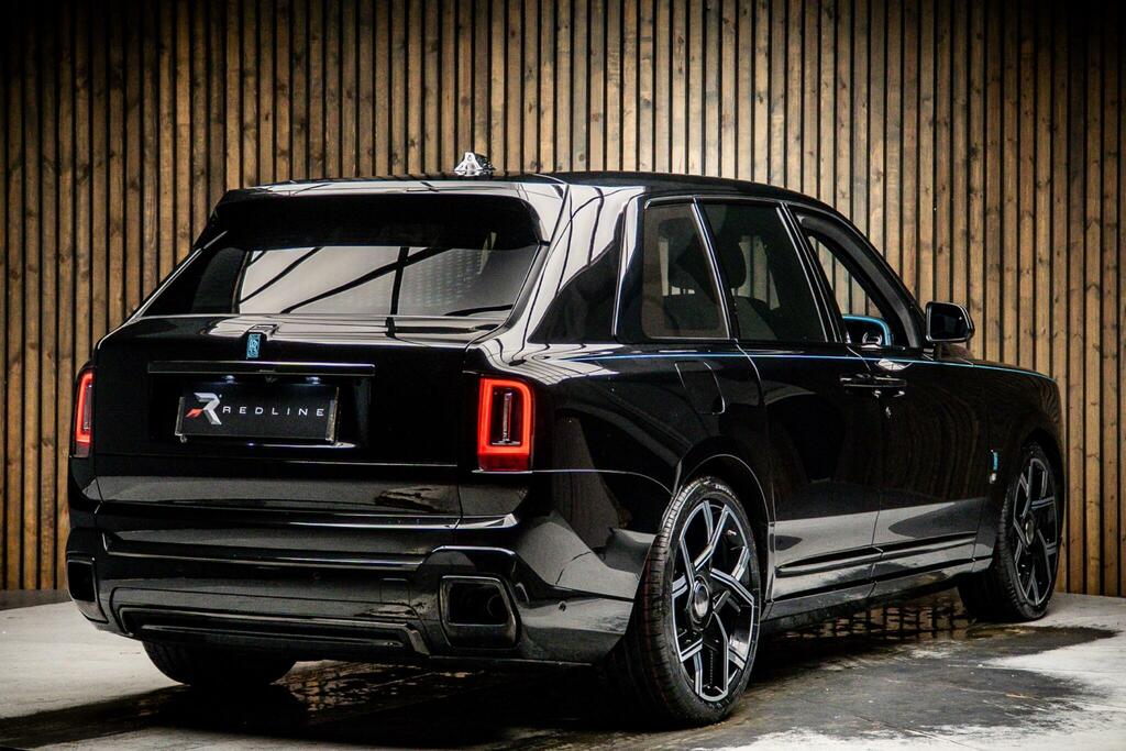 Rolls-Royce Cullinan 6.75 V12 Suv 4Wd Euro 6 571 Ps HN74FHS Red #4