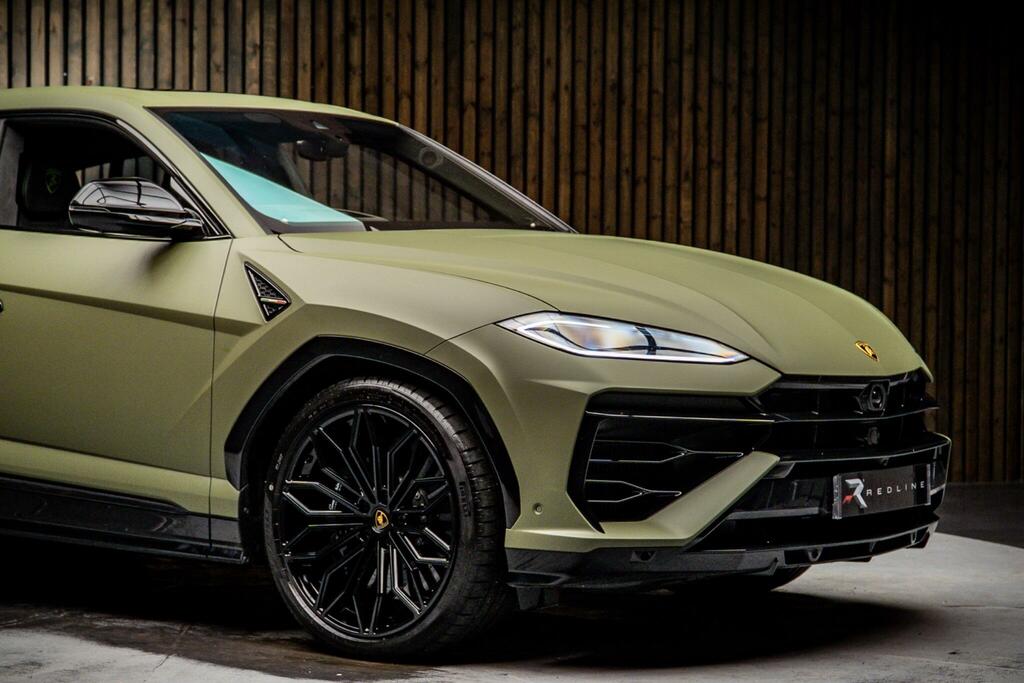Lamborghini Urus Se #9