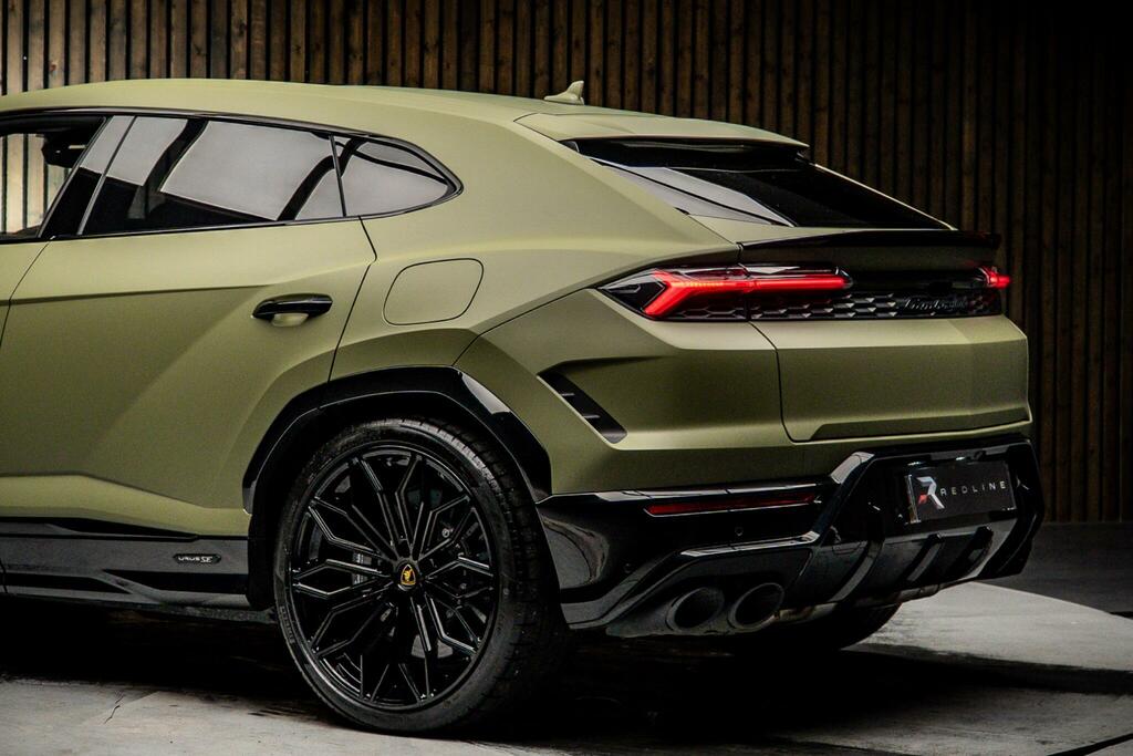 Lamborghini Urus Se #16