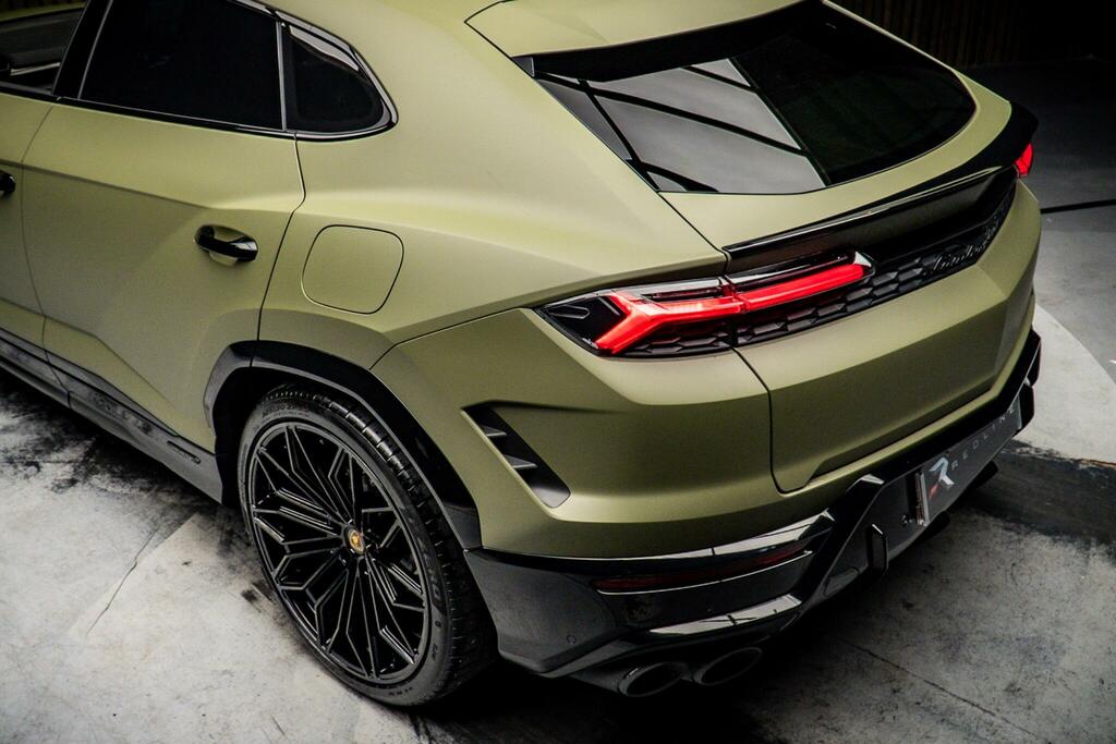 Lamborghini Urus Se #18