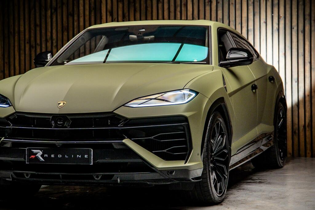 Lamborghini Urus Se #12