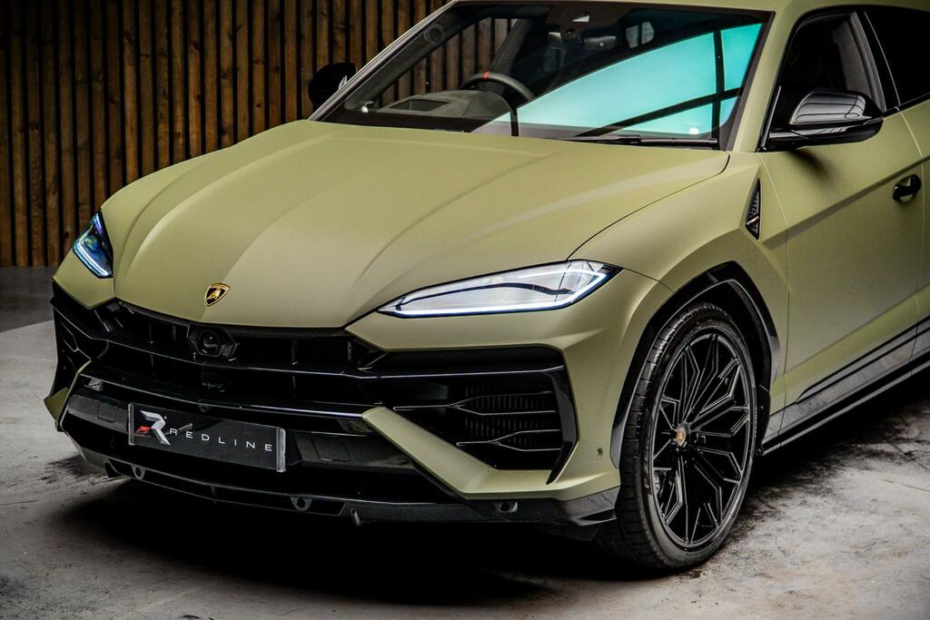 Lamborghini Urus Se #14