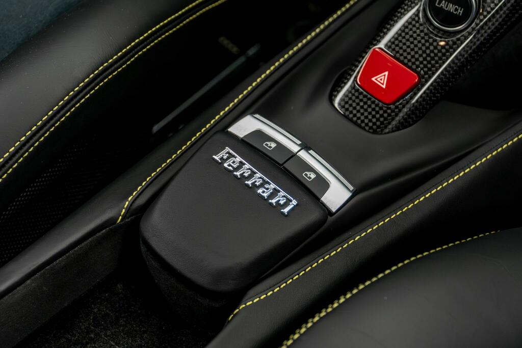 Ferrari 488 488 Spider Red #30