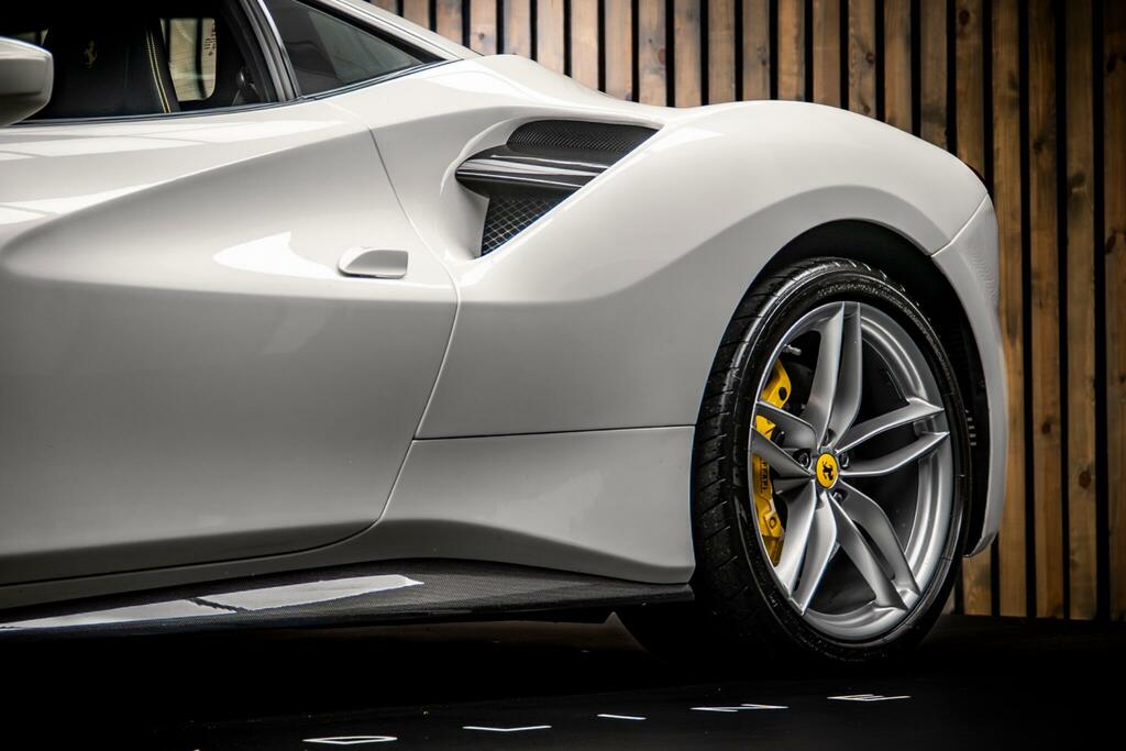 Ferrari 488 488 Spider Red #14