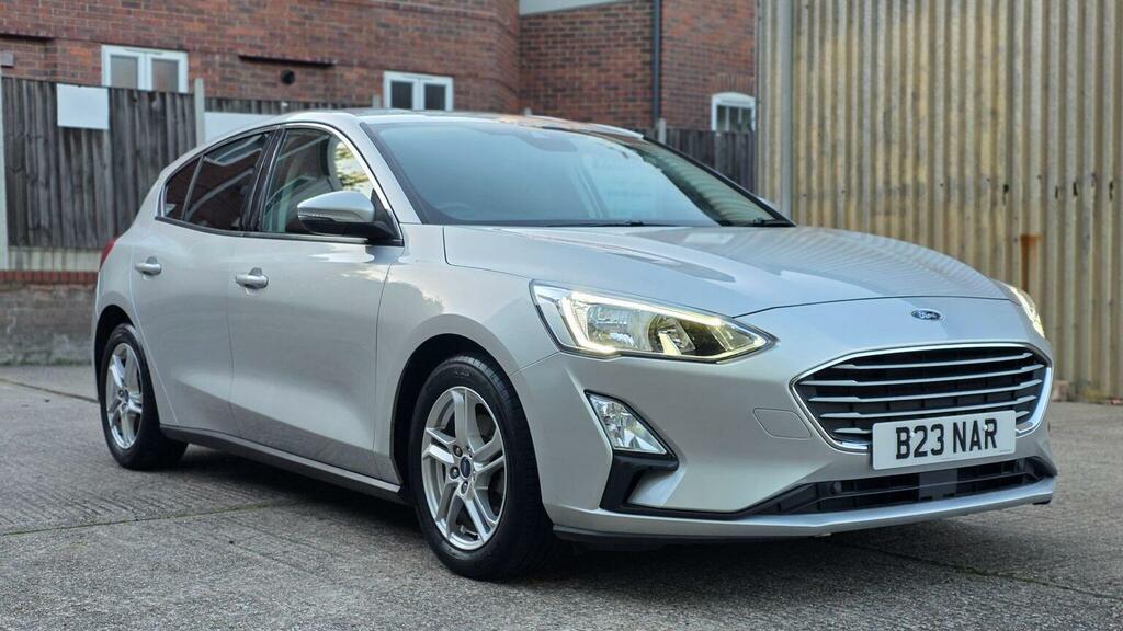 Ford Focus Hatchback 1.0T Ecoboost Zetec Euro 6 Ss 20 B23NAR Silver #4