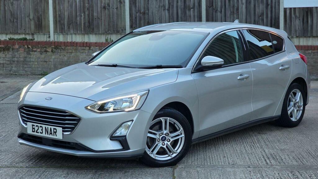 Ford Focus Hatchback 1.0T Ecoboost Zetec Euro 6 Ss 20 B23NAR Silver #2
