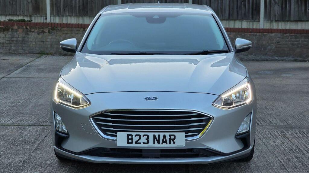 Ford Focus Hatchback 1.0T Ecoboost Zetec Euro 6 Ss 20 B23NAR Silver #3