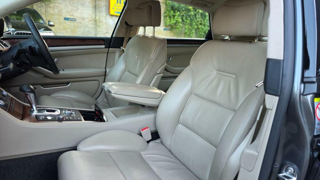 Audi A8 4.1 Tdi Quattro Se Executive 346 Bhp Grey #12