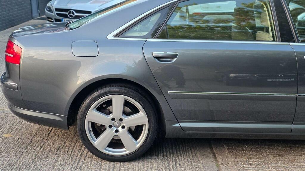 Audi A8 4.1 Tdi Quattro Se Executive 346 Bhp Grey #62