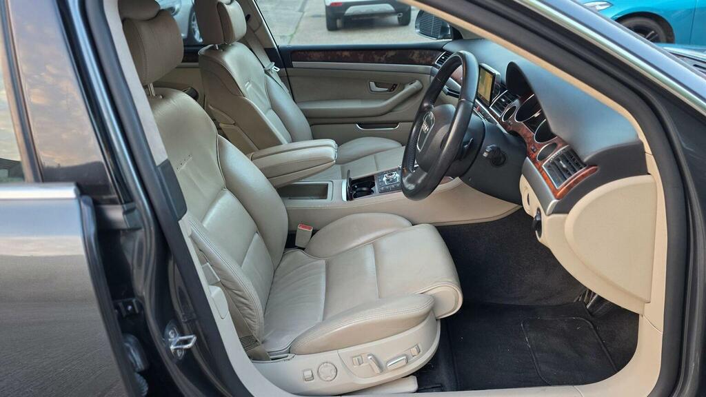 Audi A8 4.1 Tdi Quattro Se Executive 346 Bhp Grey #35