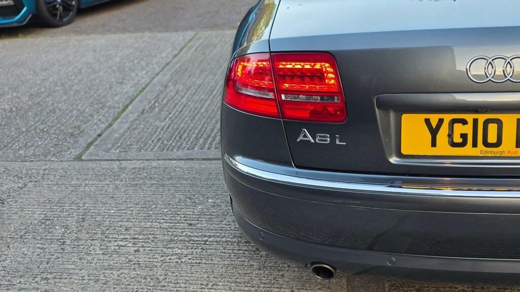Audi A8 4.1 Tdi Quattro Se Executive 346 Bhp Grey #59