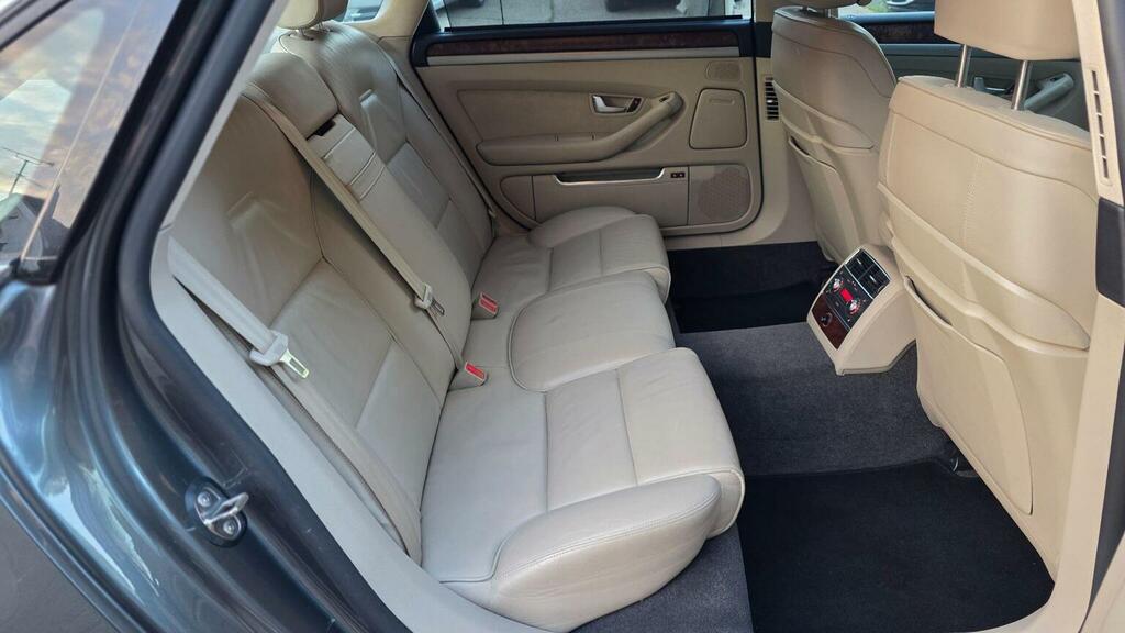 Audi A8 4.1 Tdi Quattro Se Executive 346 Bhp Grey #38
