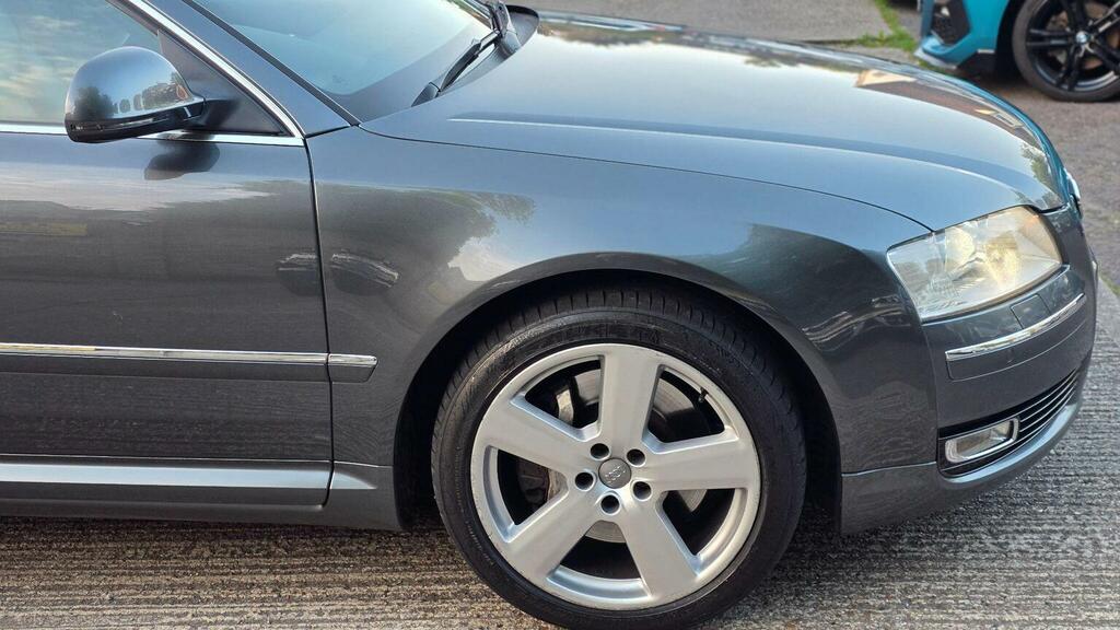 Audi A8 4.1 Tdi Quattro Se Executive 346 Bhp Grey #63