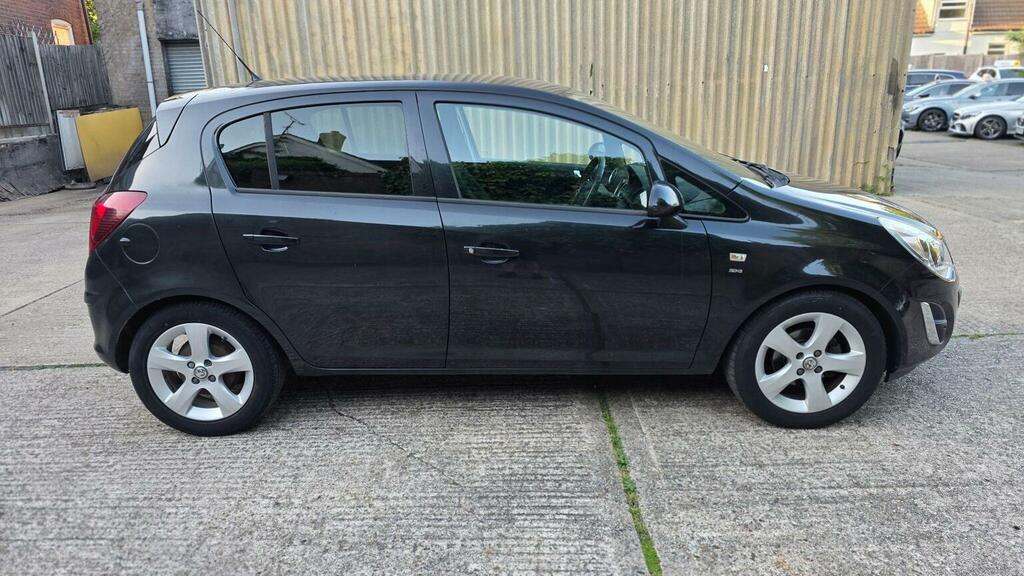 Vauxhall Corsa Hatchback 1.4 16V Sxi Euro 5 Ac 201464 BD64NWK Black #4