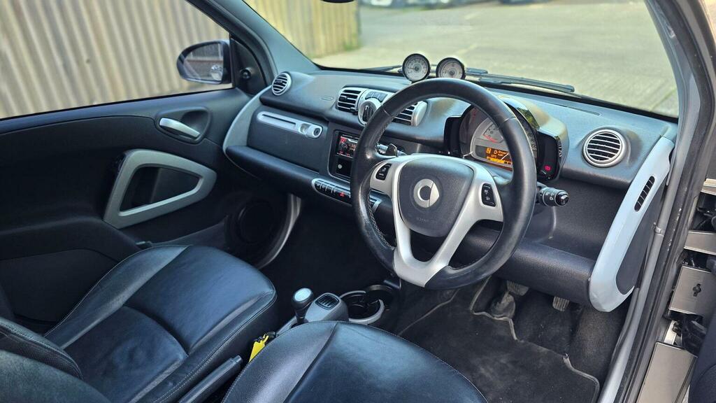 Smart Fortwo Coupe 0.8L Pulse Black #16