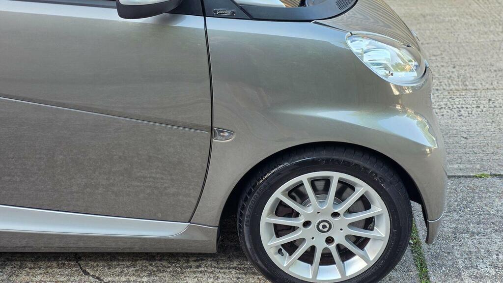 Smart Fortwo Coupe 0.8L Pulse Black #40