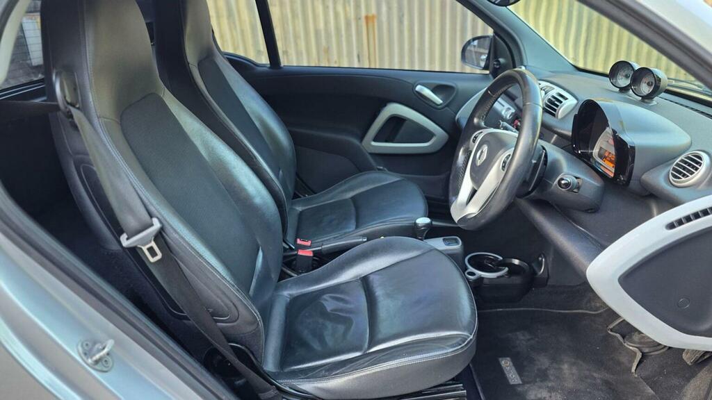 Smart Fortwo Coupe 0.8L Pulse Black #26