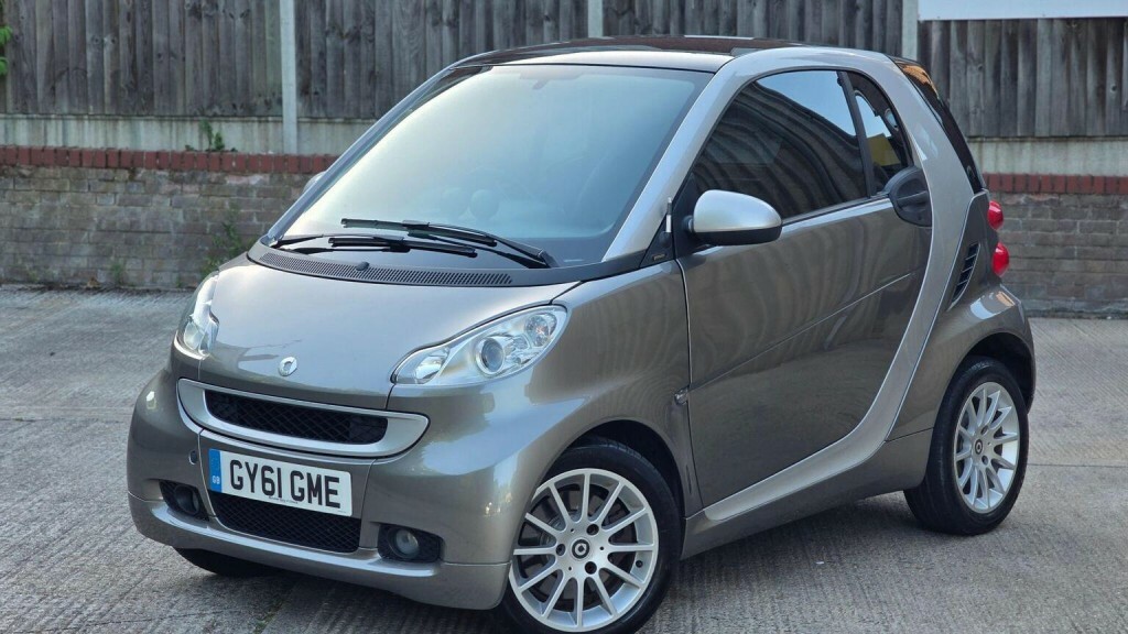 Smart Fortwo Coupe 0.8L Pulse Black #61