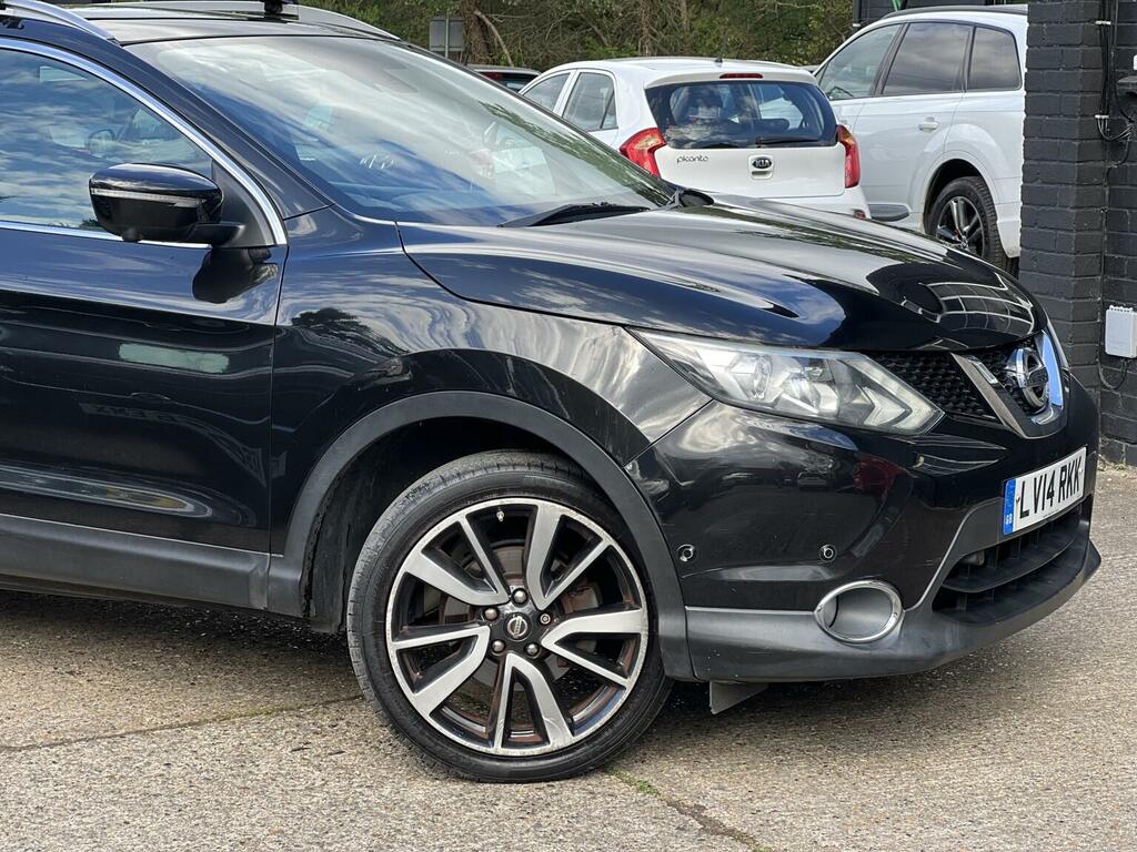 Nissan Qashqai 1.2 Dig-t Tekna 2Wd Euro 5 Ss LV14RKK Black #4