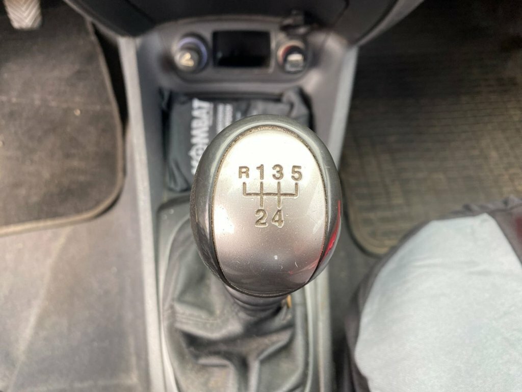 Kia RIO 1.4 Ice Silver #13
