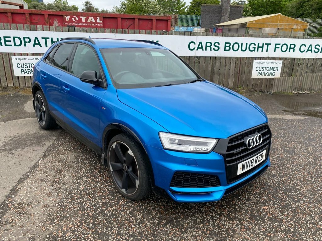Audi Q3 2L Black Edition Blue