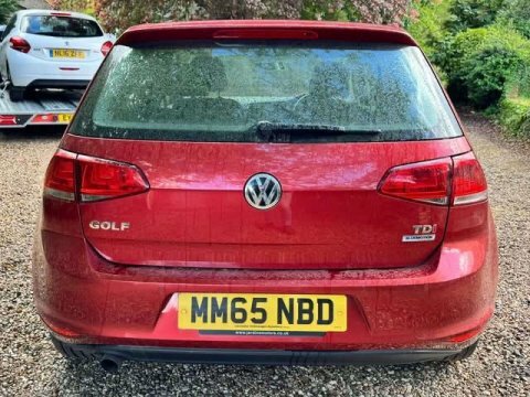 Volkswagen Golf 2015 65 1.6 MM65NBD Red #5