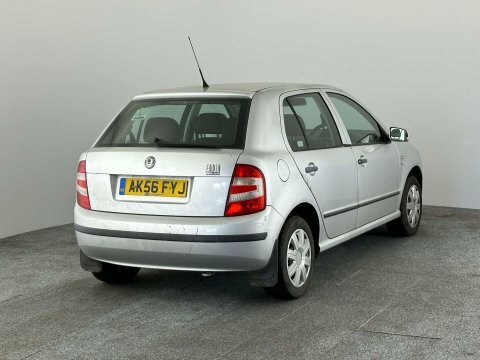 Skoda Fabia 2006 56 1.2 AK56FYJ Silver #4