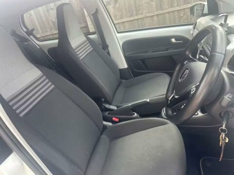 Volkswagen e-Up E-up Facelift 2 82Ps Bev Hatchback Black #7