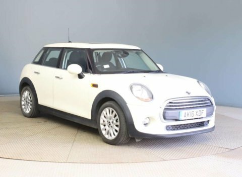 Mini Hatch 2016 16 1.2 White