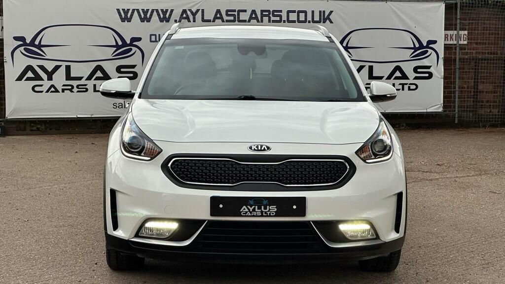 Kia Niro Suv 1.6H Gdi 2 Dct Euro 6 Ss 201919 LT19LVA White #2