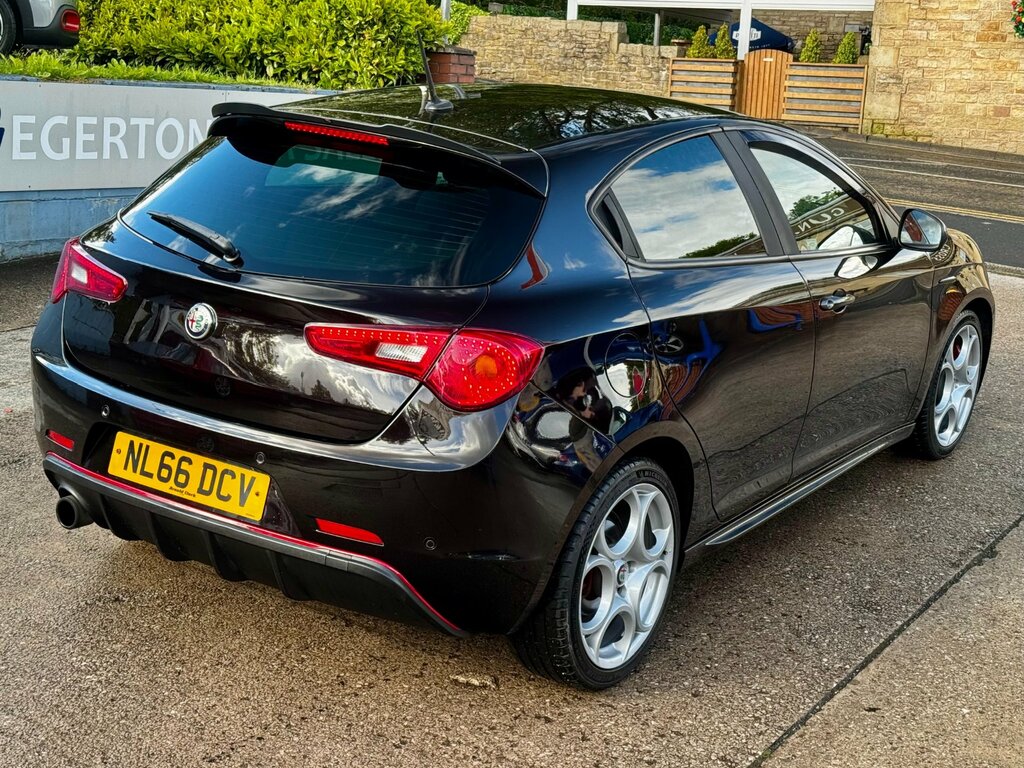 Alfa Romeo Giulietta 1.4 Tb Multiair Speciale Hatchback Tct Black #6