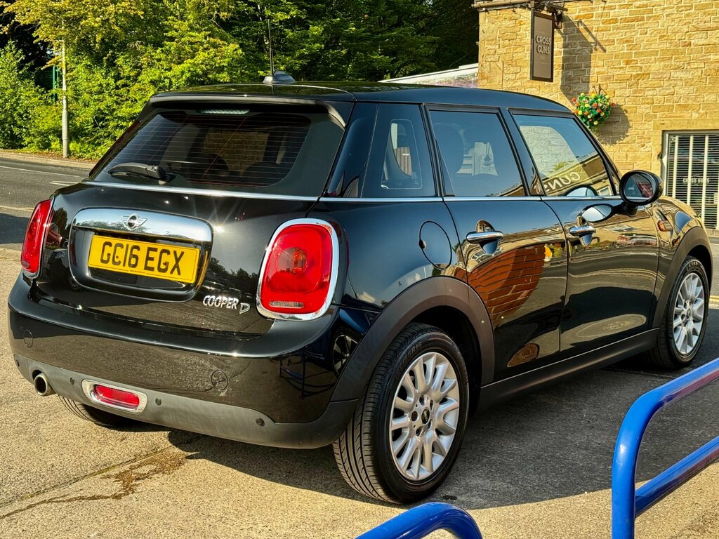 Mini Hatch 1.5 Cooper D Hatchback Euro 6 S GC16EGX Black #4