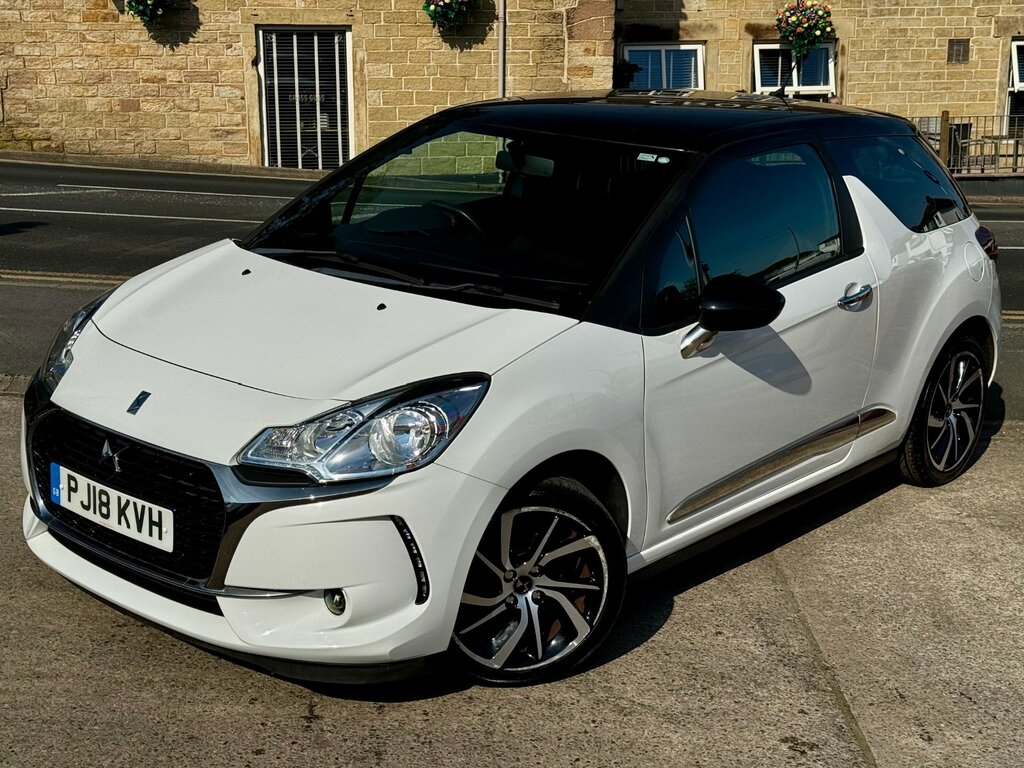 DS DS 3 1.2 Puretech Connected Chic Hatchback M White #3