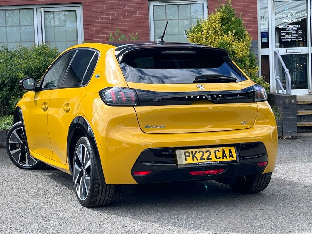 Peugeot e-208 50Kwh Gt Premium Hatchback 136 PK22CAA Yellow #5