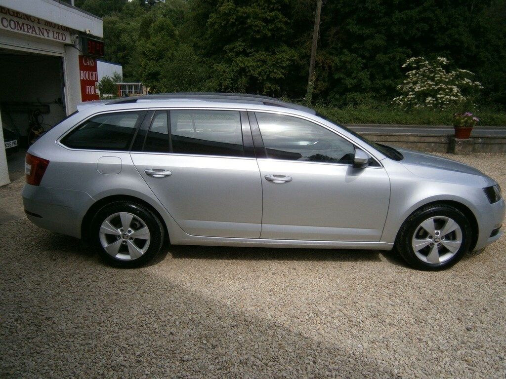 Skoda Octavia 1.6 Tdi Se Technology Euro 6 Ss CY68NWP Silver #5