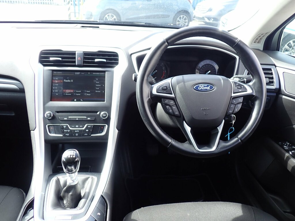 Ford Mondeo 1.6 Tdci Econetic Zetec Estate E OE15RTV Silver #2