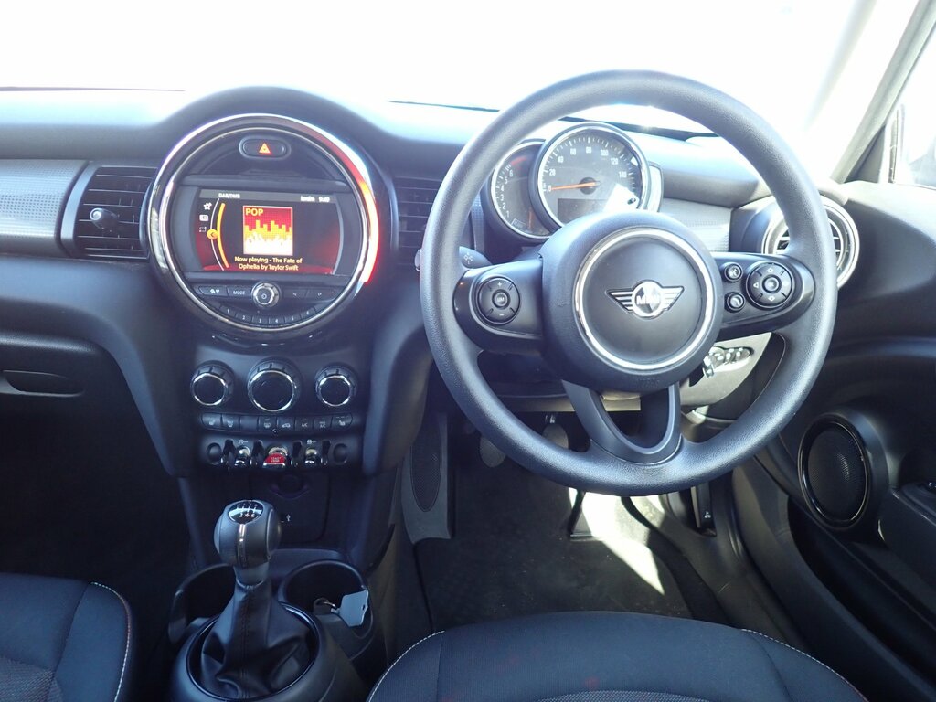Mini Hatch 1.5 Cooper Classic Hatchback Eur EA69AFO Grey #2