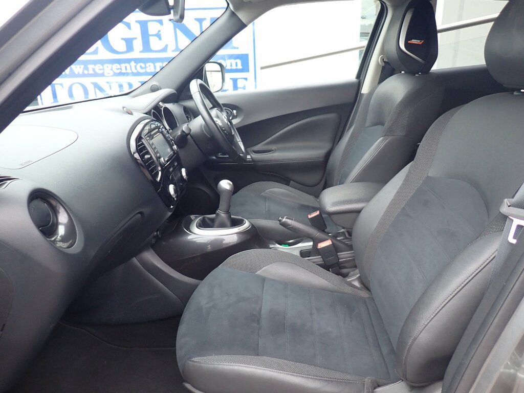 Nissan Juke 1.6 Bose Personal Edition Suv Eu LP19TWK Grey #2