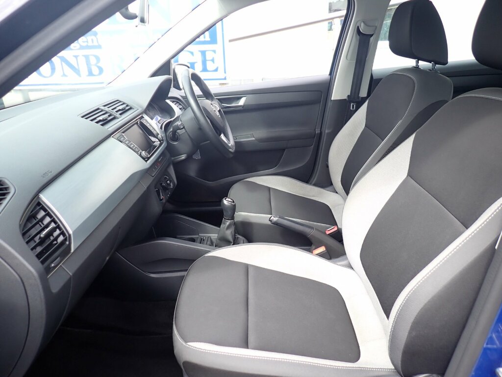 Skoda Fabia 1.0 Tsi Colour Edition Hatchback GF18NHX Blue #3