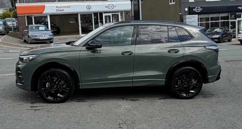 Volkswagen Tiguan 2.0 Tsi 265 4Motion Black Edition Dsg - 2026  Green #4