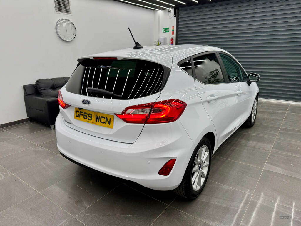 Ford Fiesta 1.5 Tdci Titanium GF69WCN White #5