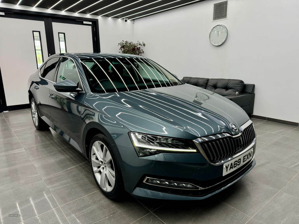 Skoda Superb 2.0 Tdi Cr 190 YA69EXN Grey #3